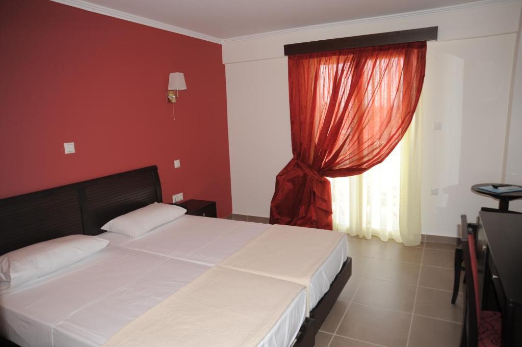 Ammos Bay Hotel Ammoudia Phòng bức ảnh